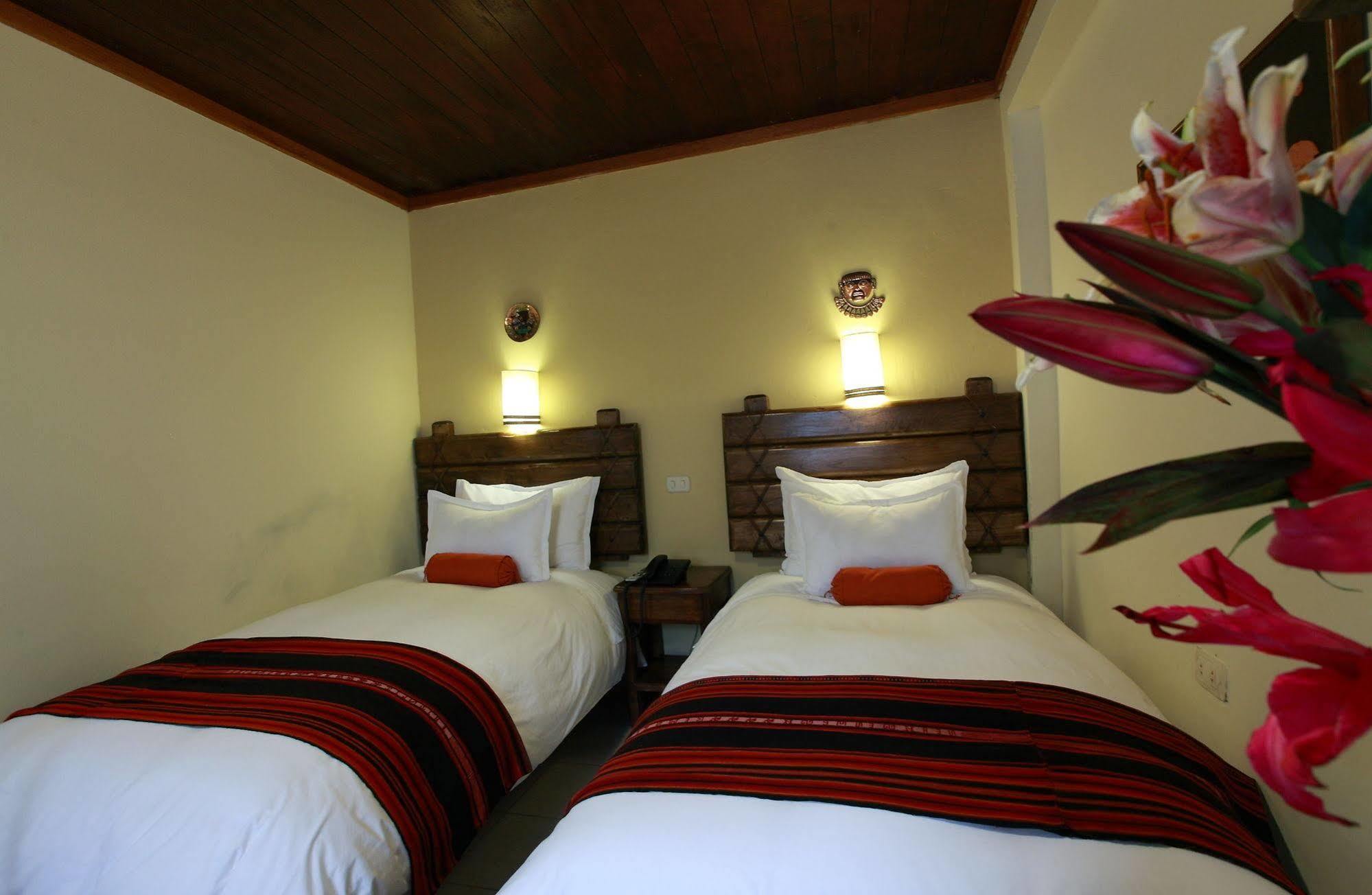 Hotel La Cabana Machupicchu Aguas Calientes Exterior photo