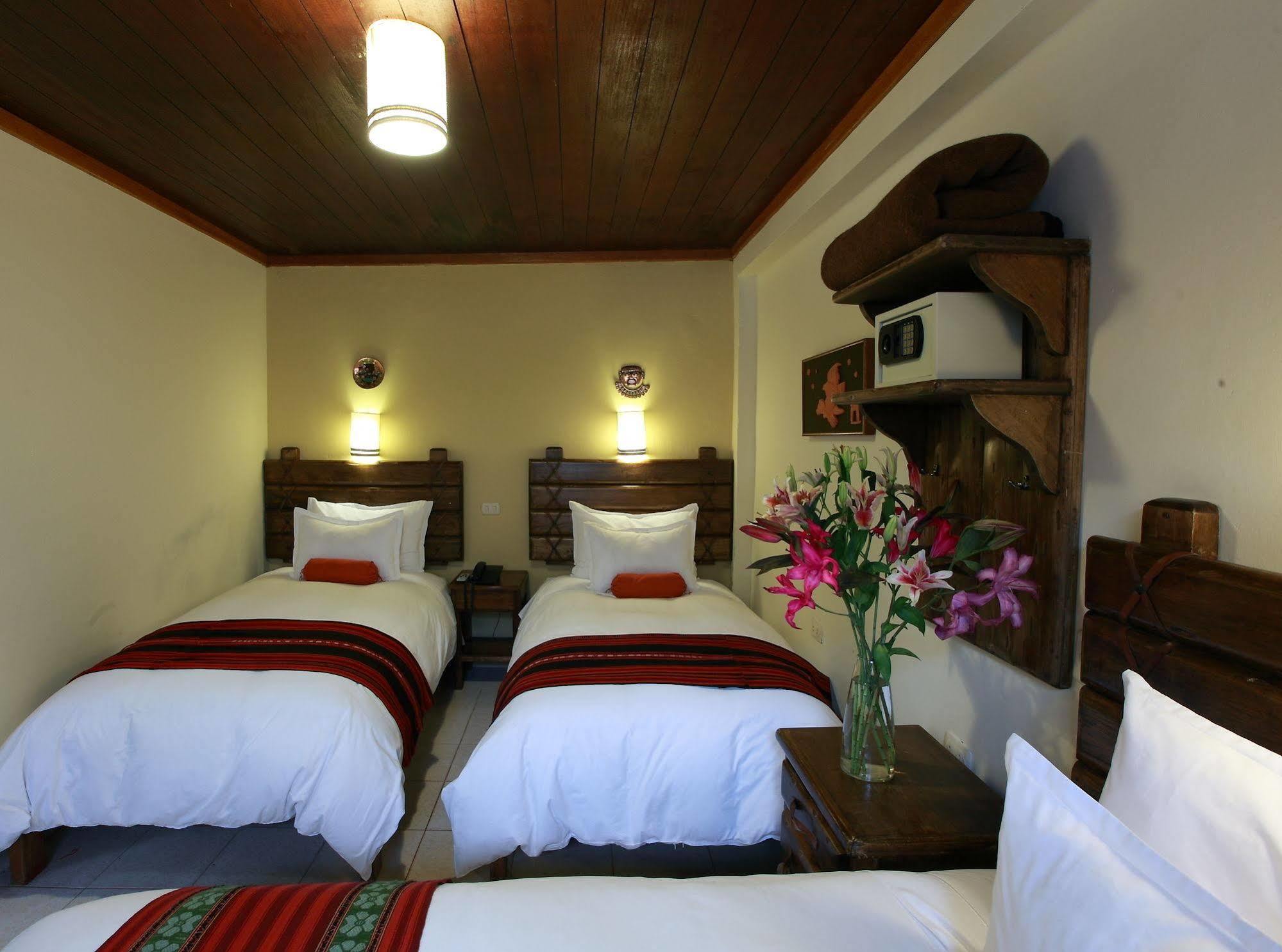 Hotel La Cabana Machupicchu Aguas Calientes Exterior photo